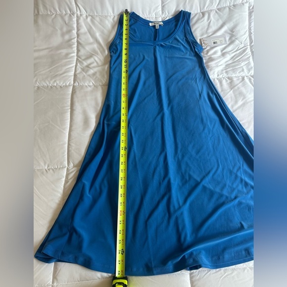 New SYMPLI size 4 Nu Tank Dress Short in the colour Marine - Picture 6 of 8